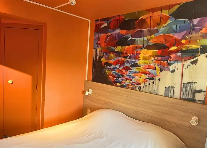 Egg Hotel Sarcelles